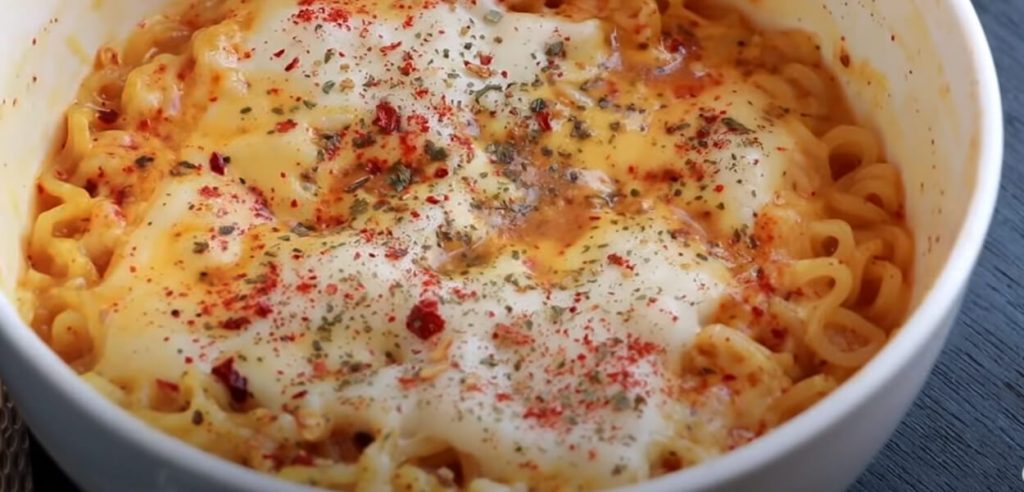 Cheesy Tangy Maggi